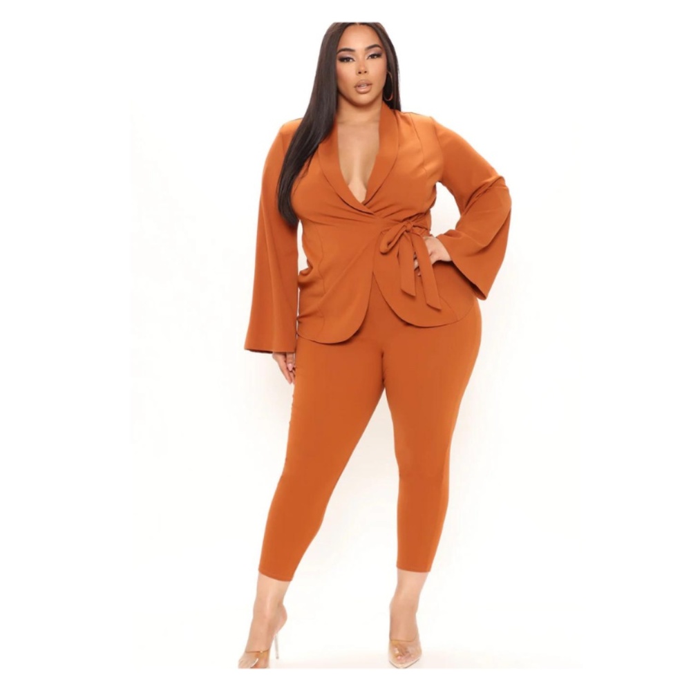 Plus size blazer set